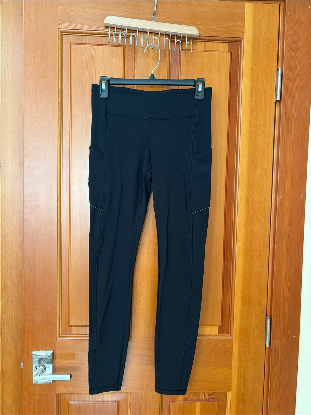 Lululemon Wunder Train With Pockets Size 6 Full Length LIKE NEW